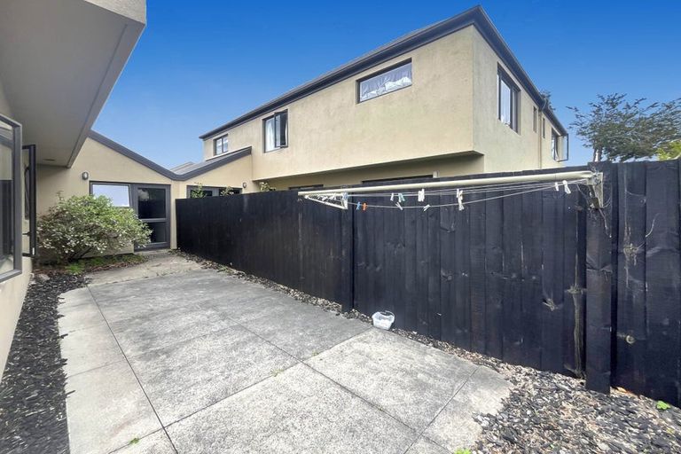 Photo of property in 4/67 Brockworth Place, Riccarton, Christchurch, 8011