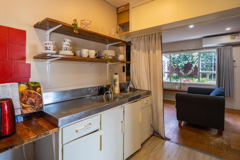 Photo of property in 19 Aorangi Road, Paraparaumu, 5032