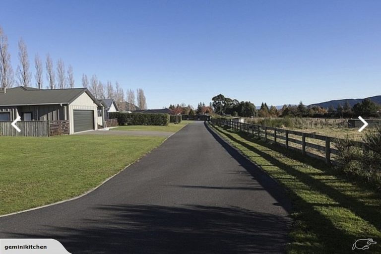 Photo of property in 120 Kinloch Road, Kinloch, Taupo, 3377