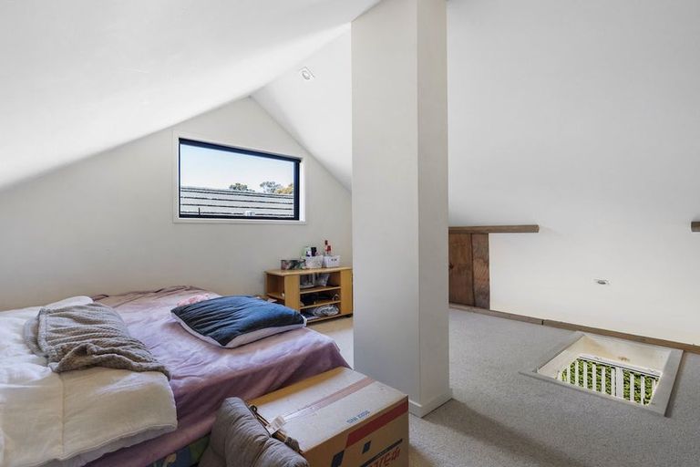 Photo of property in 5 Williams Street, Sunshine Bay, Queenstown, 9300