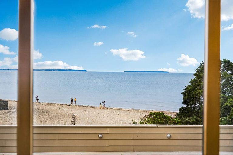 Photo of property in 24 Whitby Crescent, Mairangi Bay, Auckland, 0630