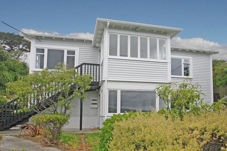 Photo of property in 73 Townsend Road, Miramar, Wellington, 6022