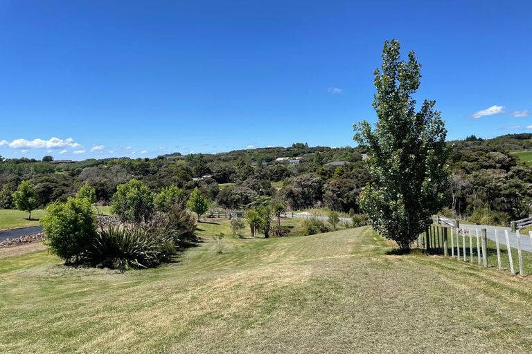 Photo of property in 78 Waiotahi Drive, Mangawhai, 0573