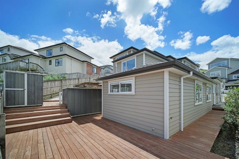 Photo of property in 116 Keri Vista Rise, Papakura, 2110