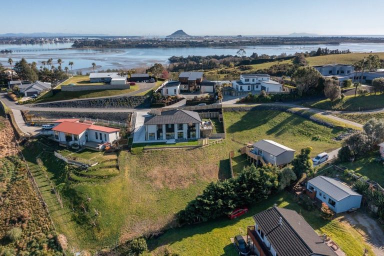 Photo of property in 24 Eagleview Rise, Welcome Bay, Tauranga, 3175