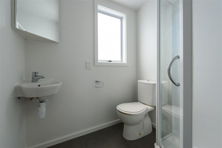 Photo of property in 4a/8 Howard Street, Mount Cook, Wellington, 6021