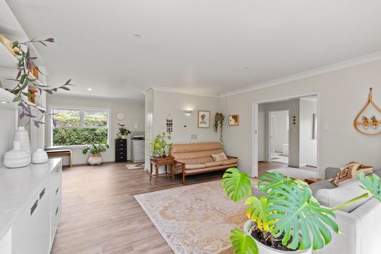 Photo of property in 34 Pukerangi Crescent, Ellerslie, Auckland, 1051