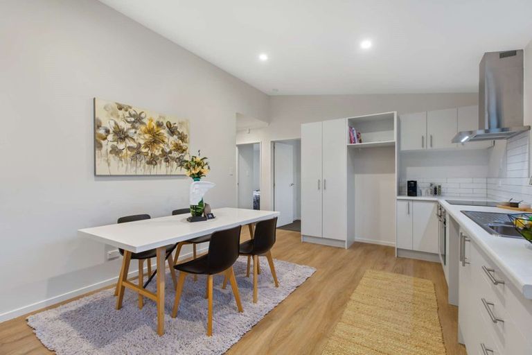 Photo of property in 10b Toatoa Place, Mangere Bridge, Auckland, 2022