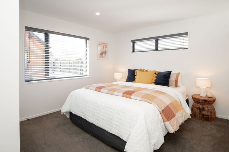 Photo of property in 2/116 Champion Street, Edgeware, Christchurch, 8013