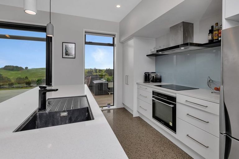 Photo of property in 77 Wairimu Way, Waipu, 0582