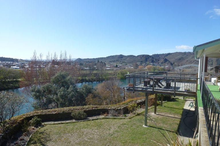 Photo of property in 45 Earnscleugh Road, Bridge Hill, Alexandra, 9320