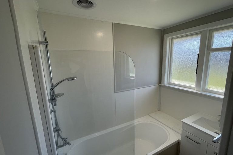 Photo of property in 18 Parsons Street, Vogeltown, New Plymouth, 4310