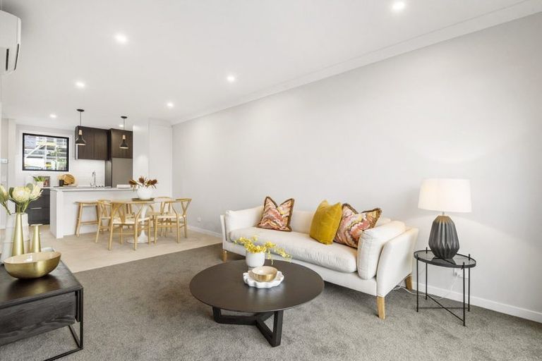 Photo of property in 25 Oyster Drive, Whenuapai, Auckland, 0618