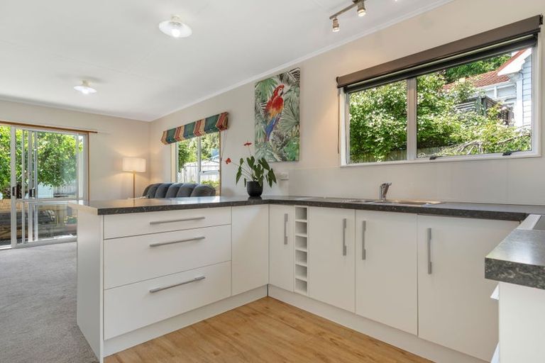 Photo of property in 2/165 Tahunanui Drive, Tahunanui, Nelson, 7011