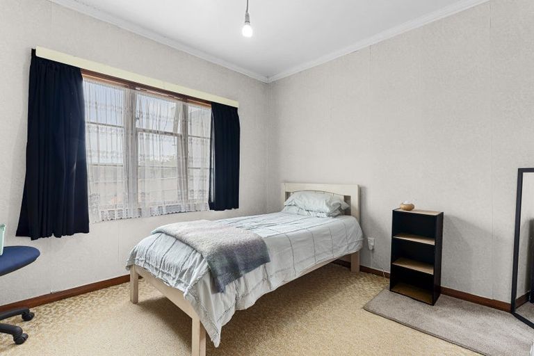 Photo of property in 31 David Street, Westown, New Plymouth, 4310