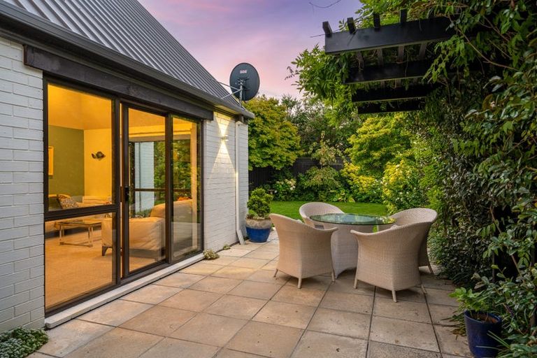 Photo of property in 6b Highgate Avenue, Merivale, Christchurch, 8014