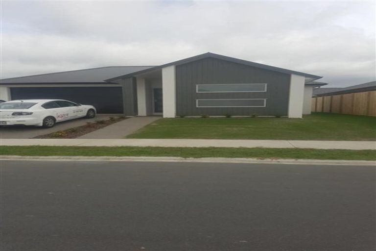 Photo of property in 9 Kuru Place, Papamoa, 3118