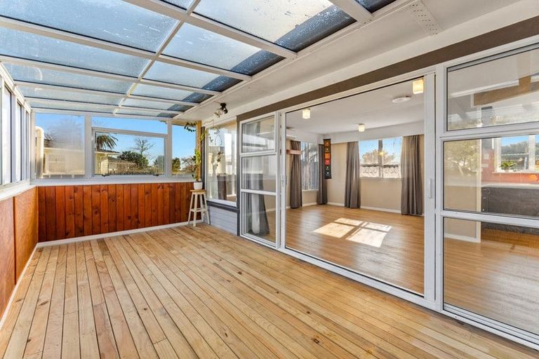 Photo of property in 53b Springs Road, Parakai, 0830