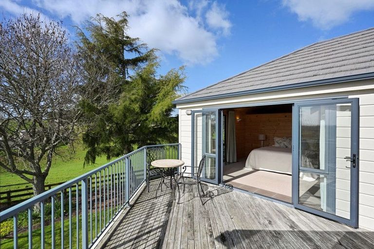 Photo of property in 30 Stonebridge Road, Temple View, Hamilton, 3289