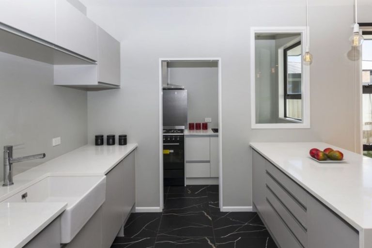 Photo of property in 5 Bargrove Close, Halswell, Christchurch, 8025