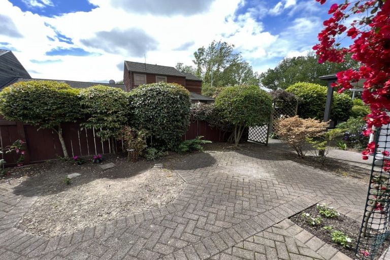 Photo of property in 142a Victoria Avenue, Hokowhitu, Palmerston North, 4410