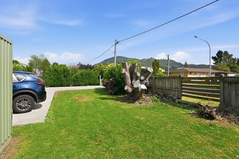 Photo of property in 21 Russell Road, Fairy Springs, Rotorua, 3015