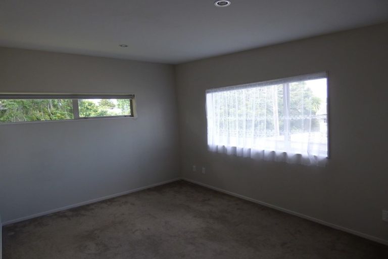 Photo of property in 22/45a Swanson Road, Henderson, Auckland, 0610
