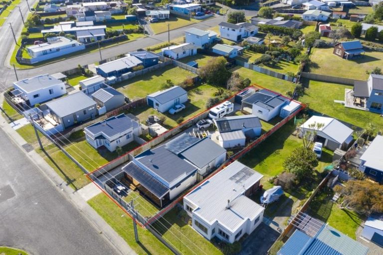 Photo of property in 51 Nash Parade, Foxton Beach, Foxton, 4815