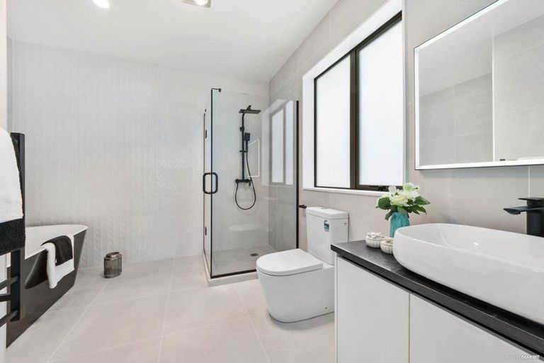 Photo of property in 20 Evergreen Parade, Rosehill, Papakura, 2113