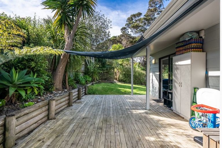 Photo of property in 27 Shadon Place, Stanmore Bay, Whangaparaoa, 0932