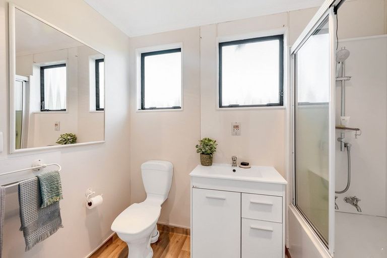 Photo of property in 25 Cedar Drive, Paraparaumu Beach, Paraparaumu, 5032