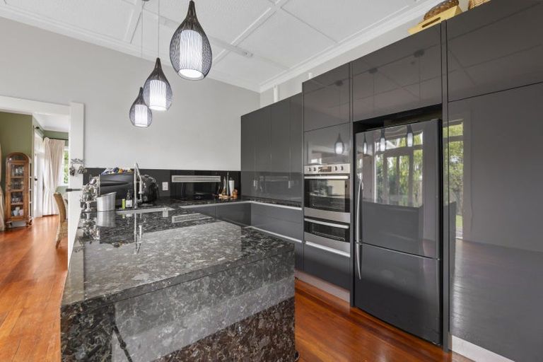 Photo of property in 45 Brecon Road, Stratford, 4332