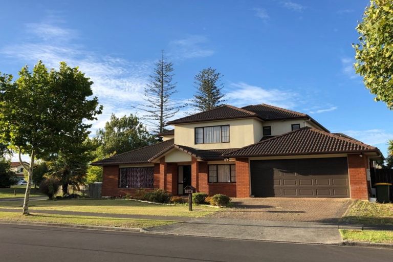 Photo of property in 32 Clavoy Place, East Tamaki, Auckland, 2016