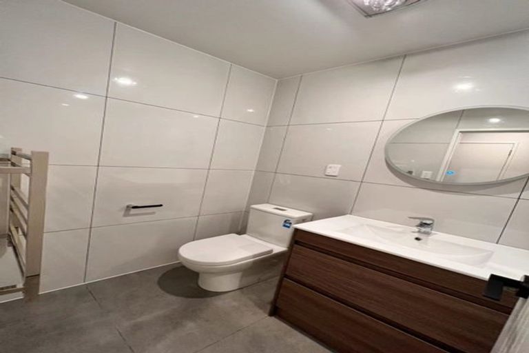 Photo of property in 6/1 Cape Road, Mangere, Auckland, 2022