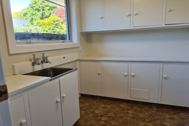 Photo of property in 5 Guinness Crescent, Ilam, Christchurch, 8041