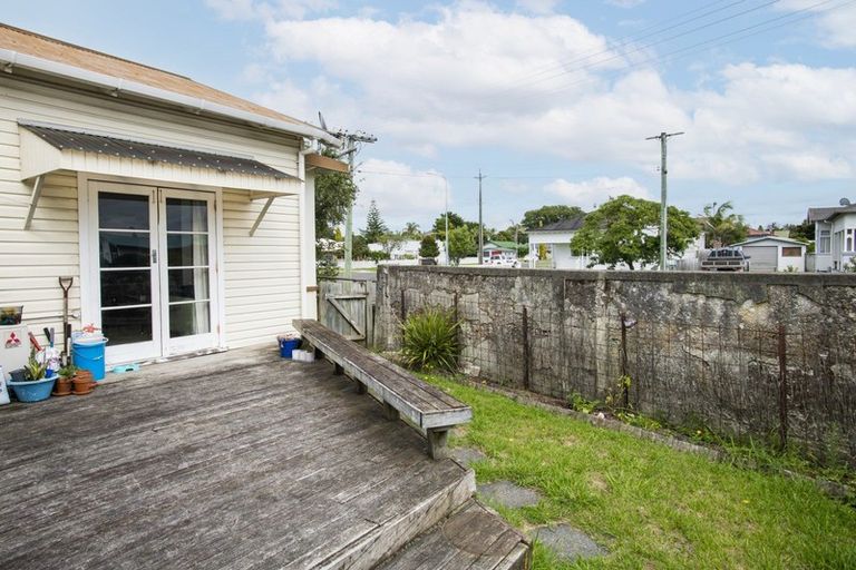 Photo of property in 299 Kahutia Street, Gisborne, 4010