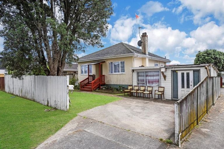 Photo of property in 12 Gordon Road, Papatoetoe, Auckland, 2025