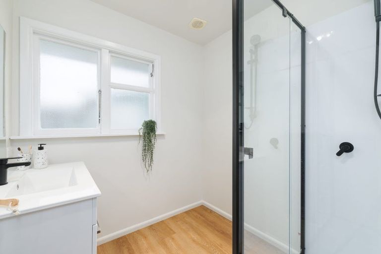 Photo of property in 25 Cradock Street, South New Brighton, Christchurch, 8062