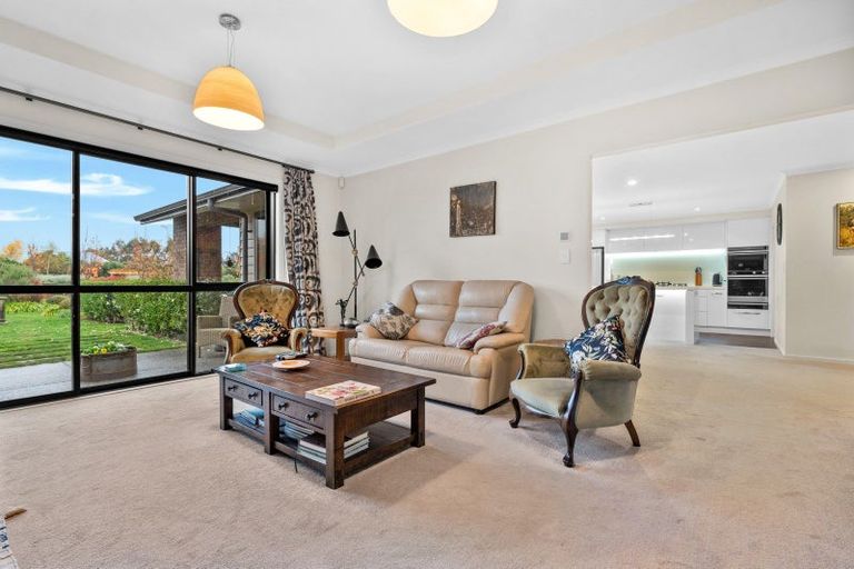 Photo of property in 24 Carrington Drive, Carterton, 5713
