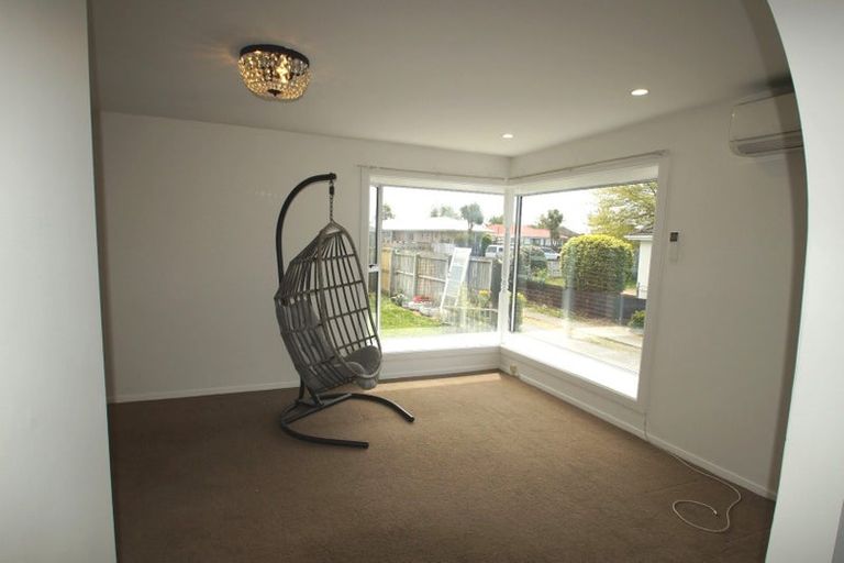 Photo of property in 63 Springs Road, Hornby, Christchurch, 8042