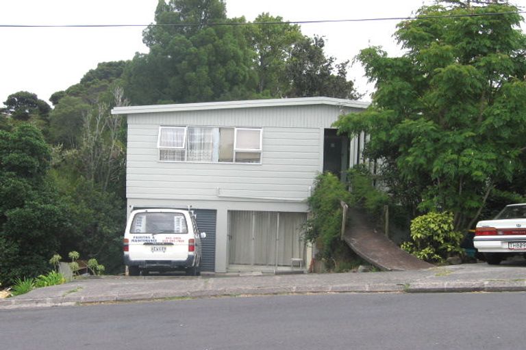 Photo of property in 49 Roberts Road, Glenfield, Auckland, 0629