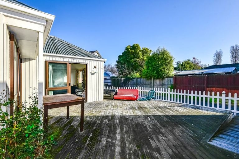 Photo of property in 46 Athol Terrace, Upper Riccarton, Christchurch, 8041