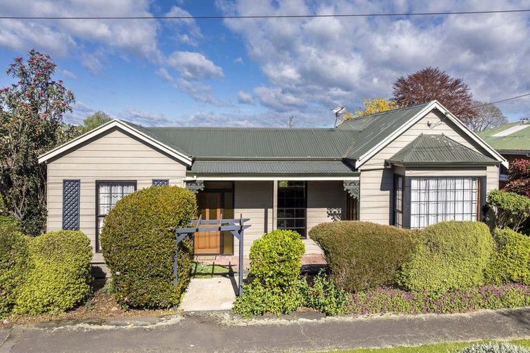 Photo of property in 6 Queen Street, Mosgiel, 9024