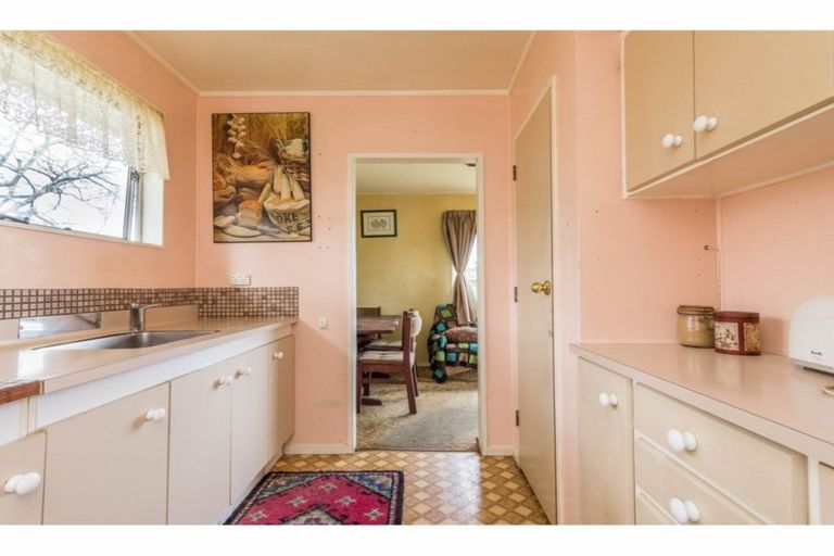 Photo of property in 2/84a Captain Scott Road, Glen Eden, Auckland, 0602