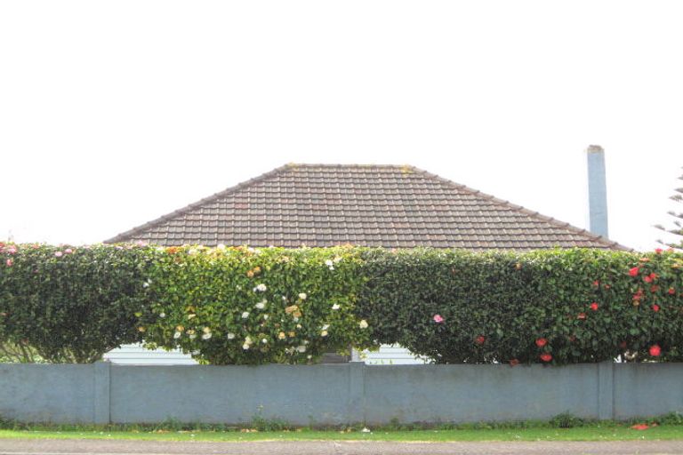 Photo of property in 70a Mould Street, Waitara, 4320