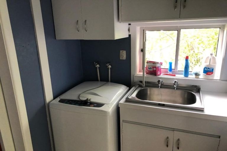 Photo of property in 77 Omokoroa Road, Omokoroa, 3114