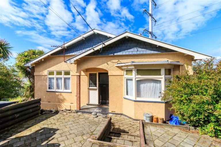 Photo of property in 33 Forfar Street, Clyde Hill, Dunedin, 9011