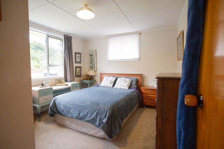 Photo of property in 74 Main Road, Harihari, 7884