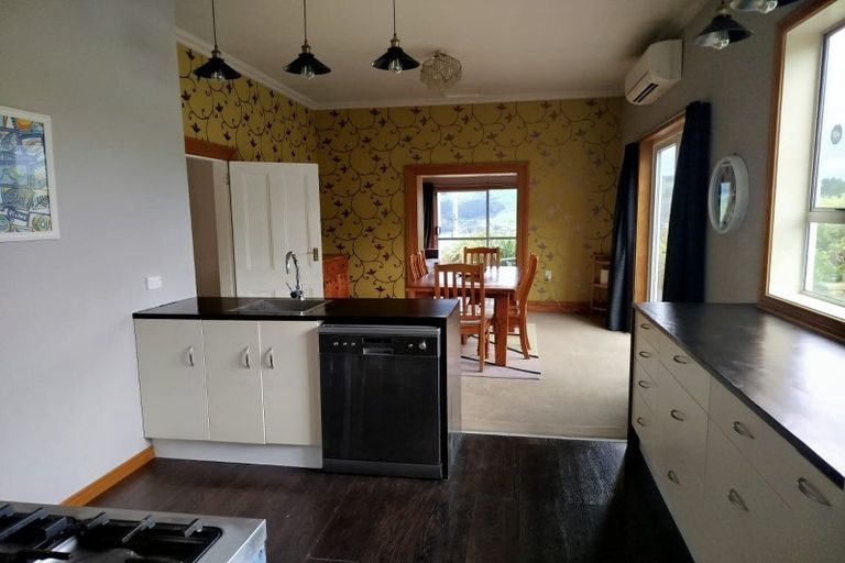 Photo of property in 41 Manapouri Street, Ravensbourne, Dunedin, 9022