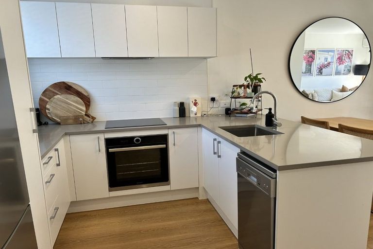 Photo of property in 7 Kotuitui Street, Manukau, Auckland, 2104